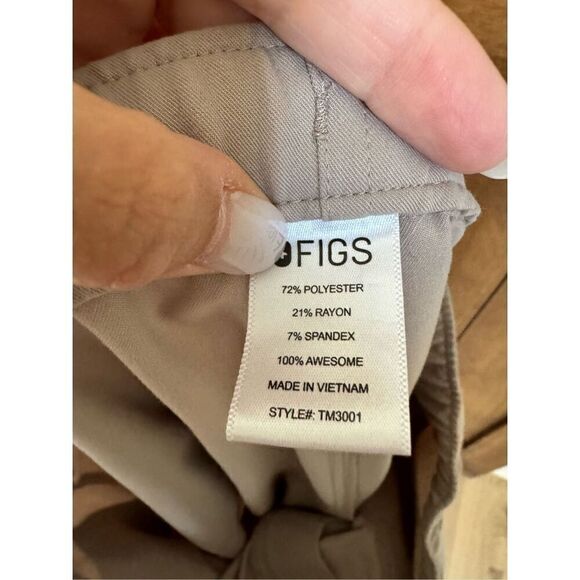 FIGS Tan / Beige Scrub Cairo Cargo Pants, Men’s XL - Picture 9 of 10
